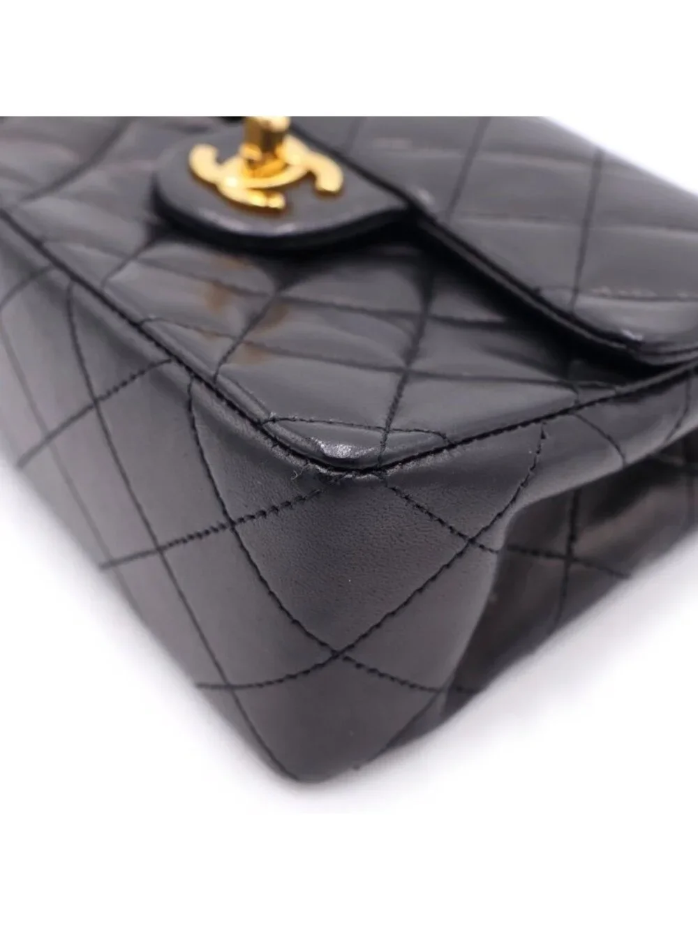 Chanel Mini Quilted 17 CC Logo Chain Shoulder Back Single Flap Gold Lambskin